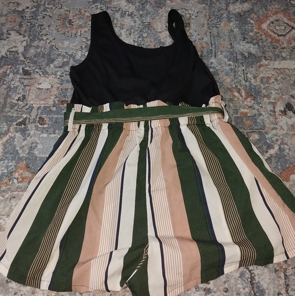 Romper - Picture 3 of 4